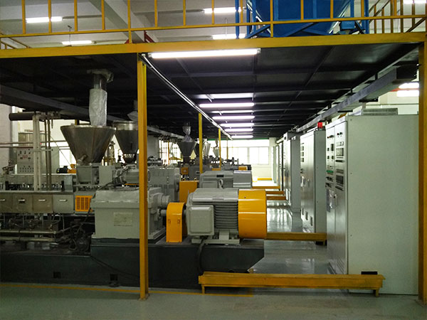 生產(chǎn)設備-雄聚